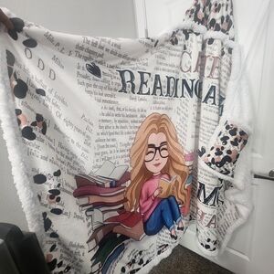 Cozy Reading Hooded Blanket with Cartoon Design